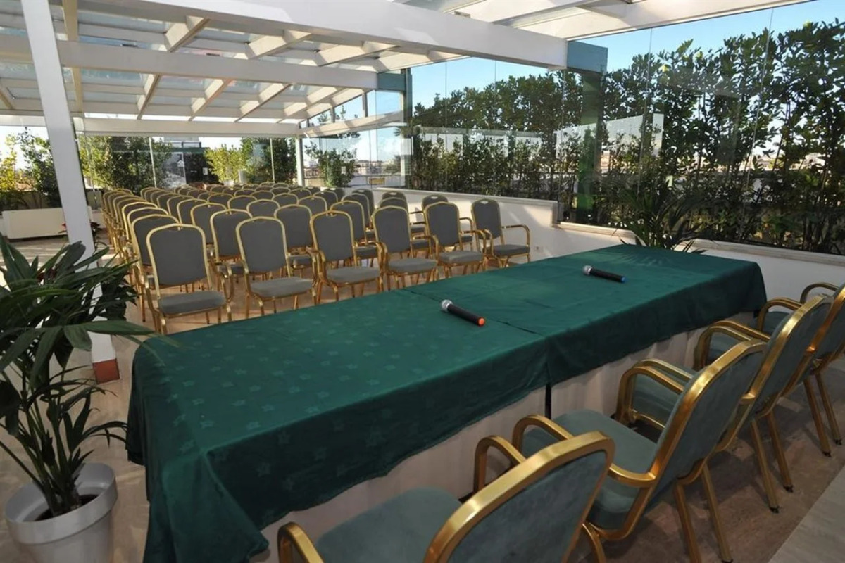 Отель Domus Sessoriana