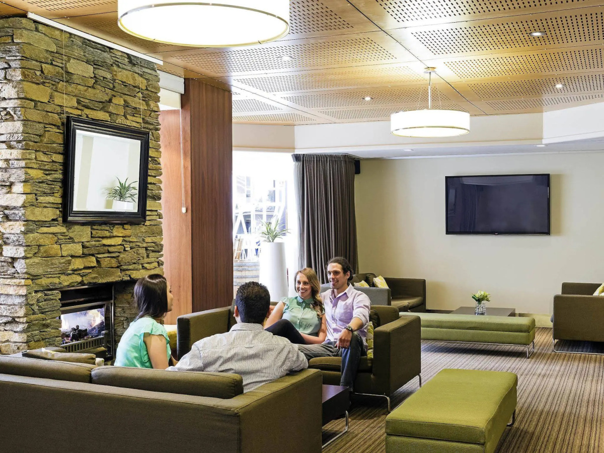 Novotel Queenstown Lakeside
