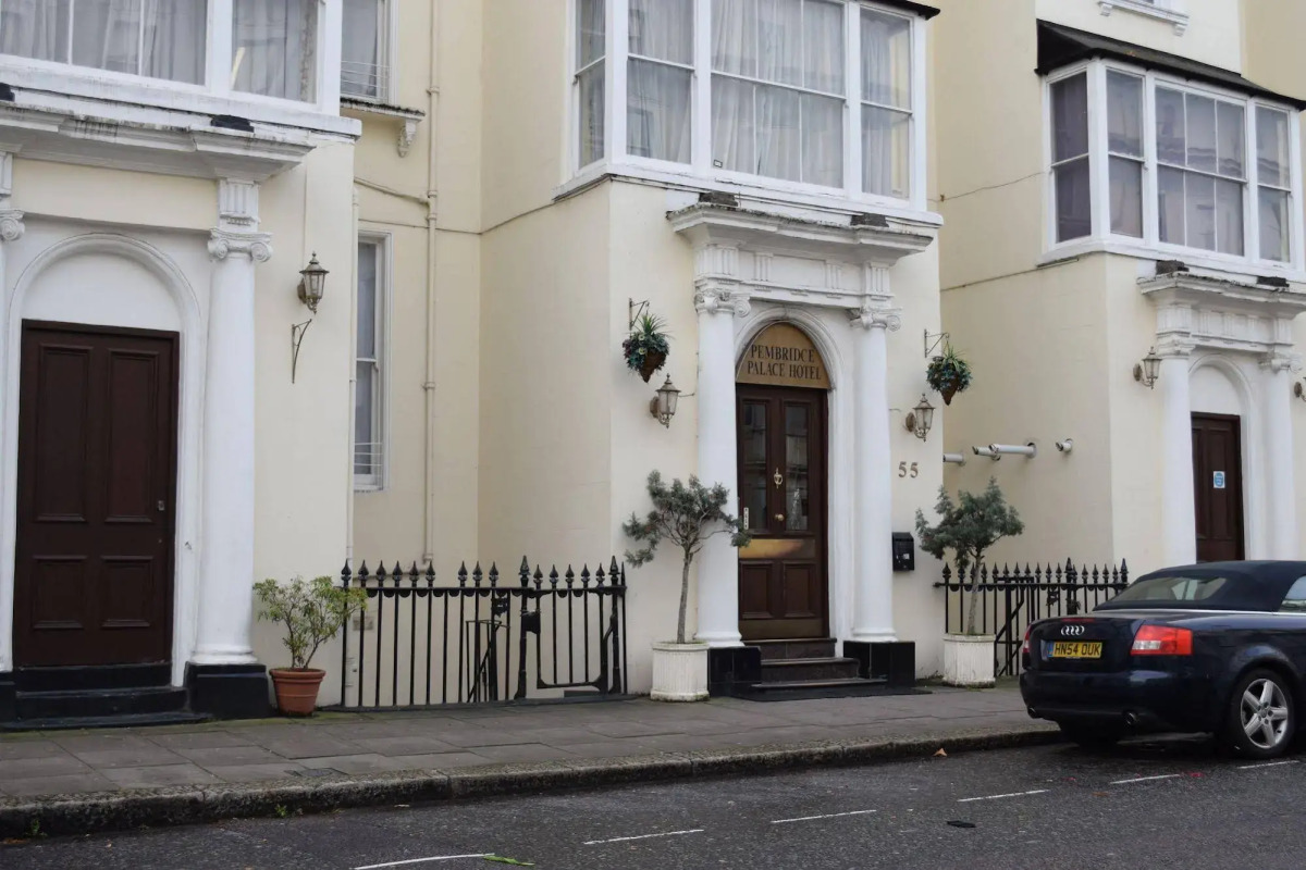 Pembridge Palace Hotel