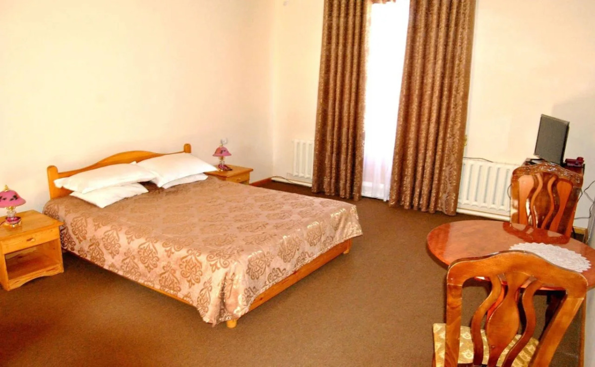 Гостиница «Зиё-бахш»