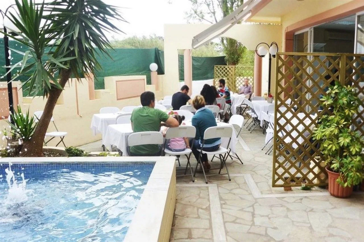 Louladakis Apartments