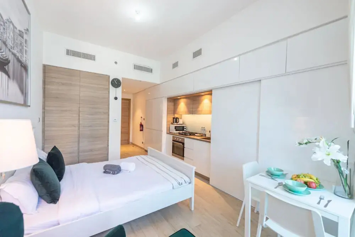 Marco Polo - Studio with Marina View + Huge Balcony in Marina