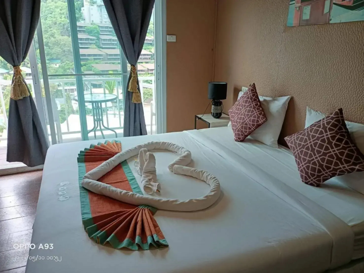 Phi Phi Uphill Cottage