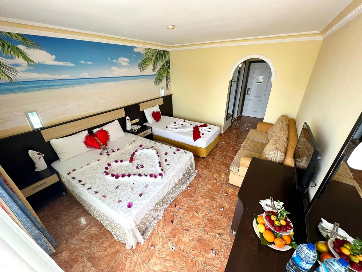 First Class Hotel