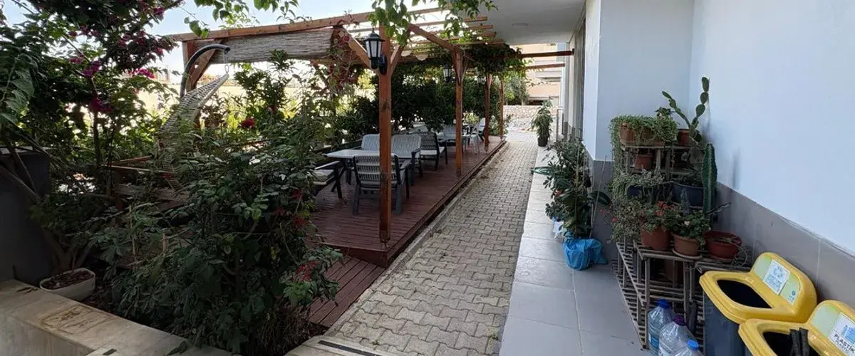 Yildiz Apart