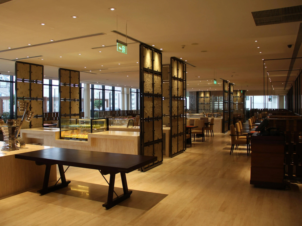 HUALUXE Shanghai Twelve at Hengshan by IHG