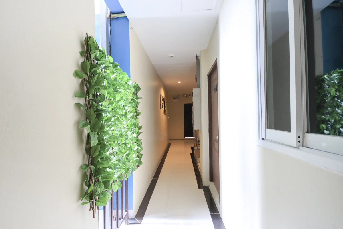 OYO 75321 Gemma Patong