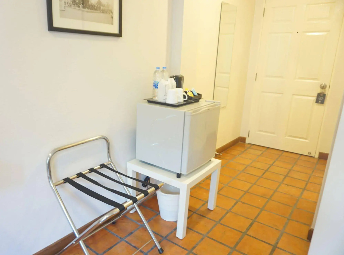 Ratchadamnoen Residence