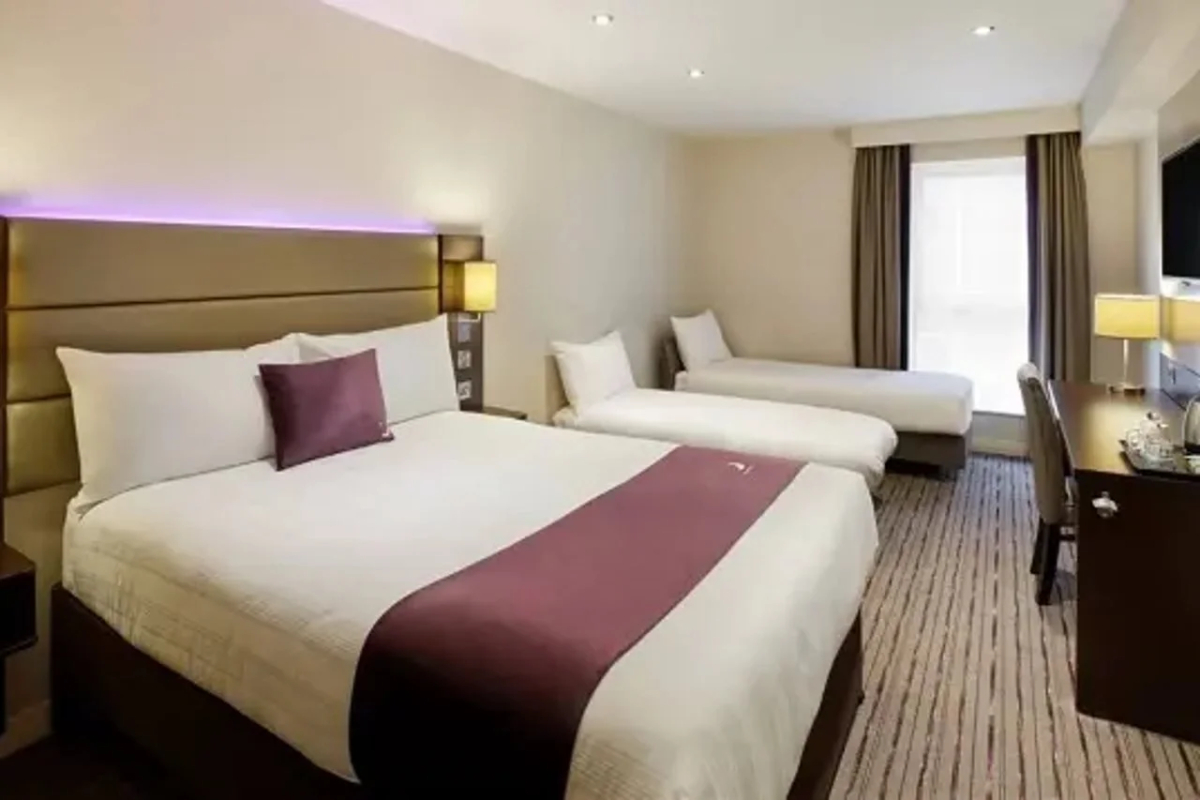 Premier Inn Glasgow City - George Square