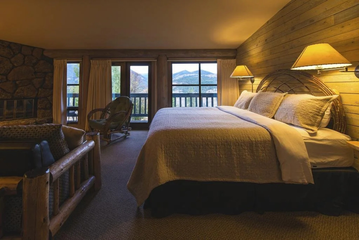Sun Mountain Lodge