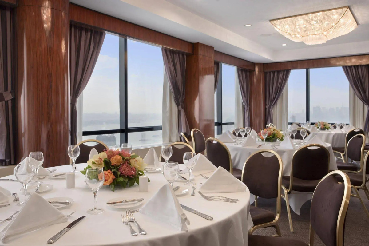 M Social New York Downtown (Formerly Millennium Downtown New York )