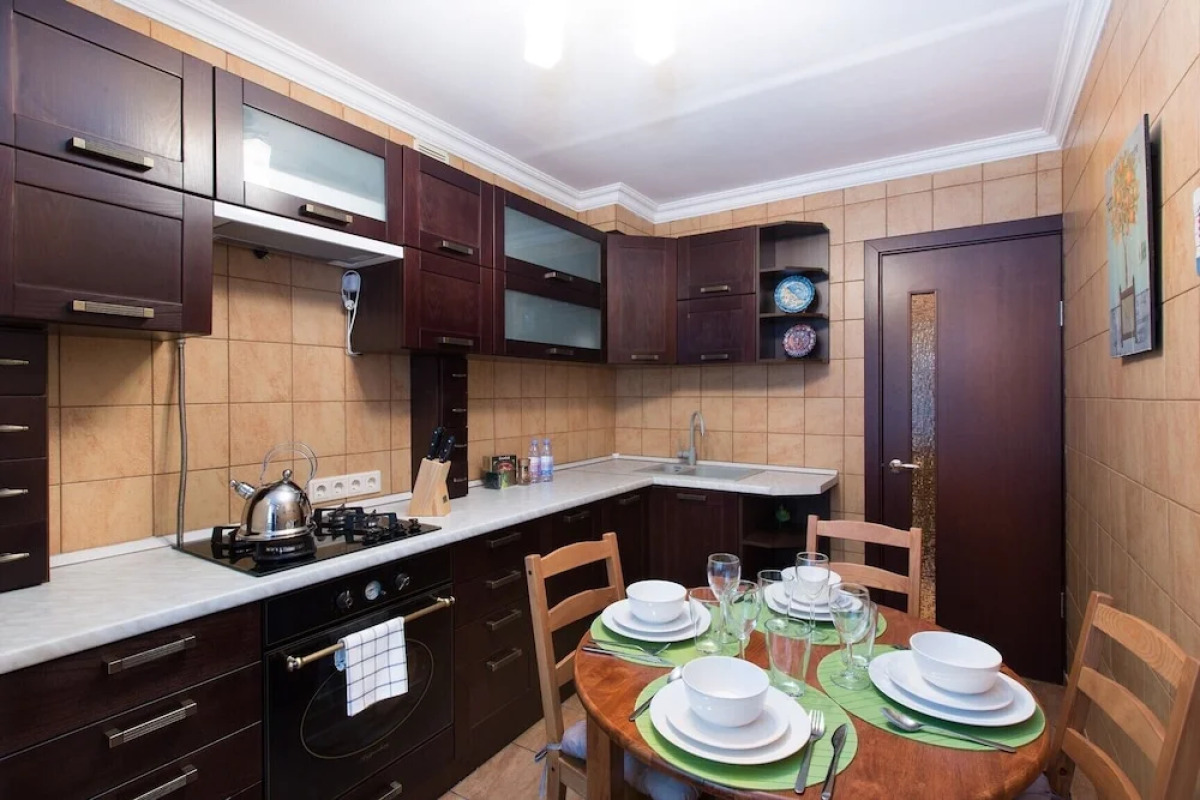 Апартаменты Lux,  ул. Мытная, 24