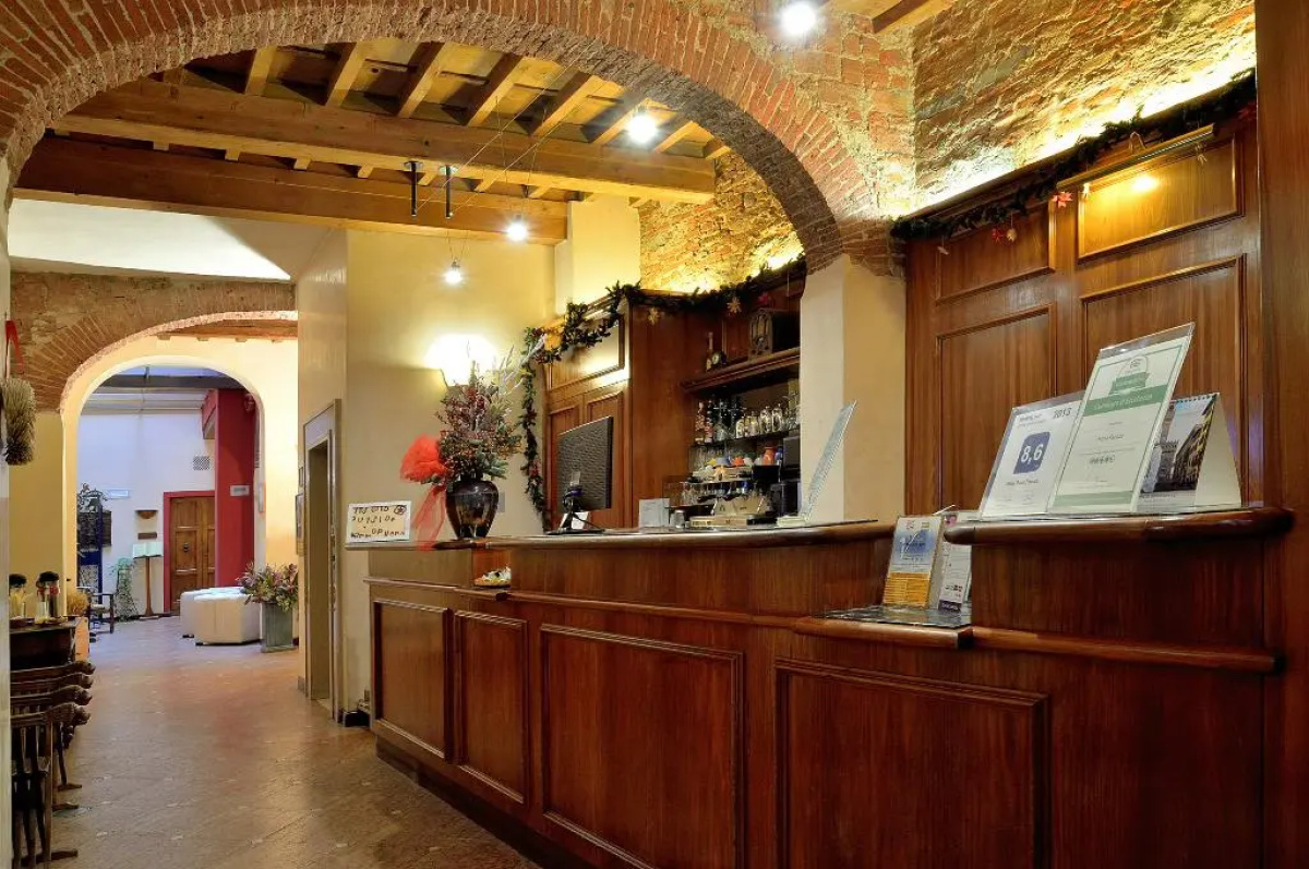 Porta Faenza Hotel