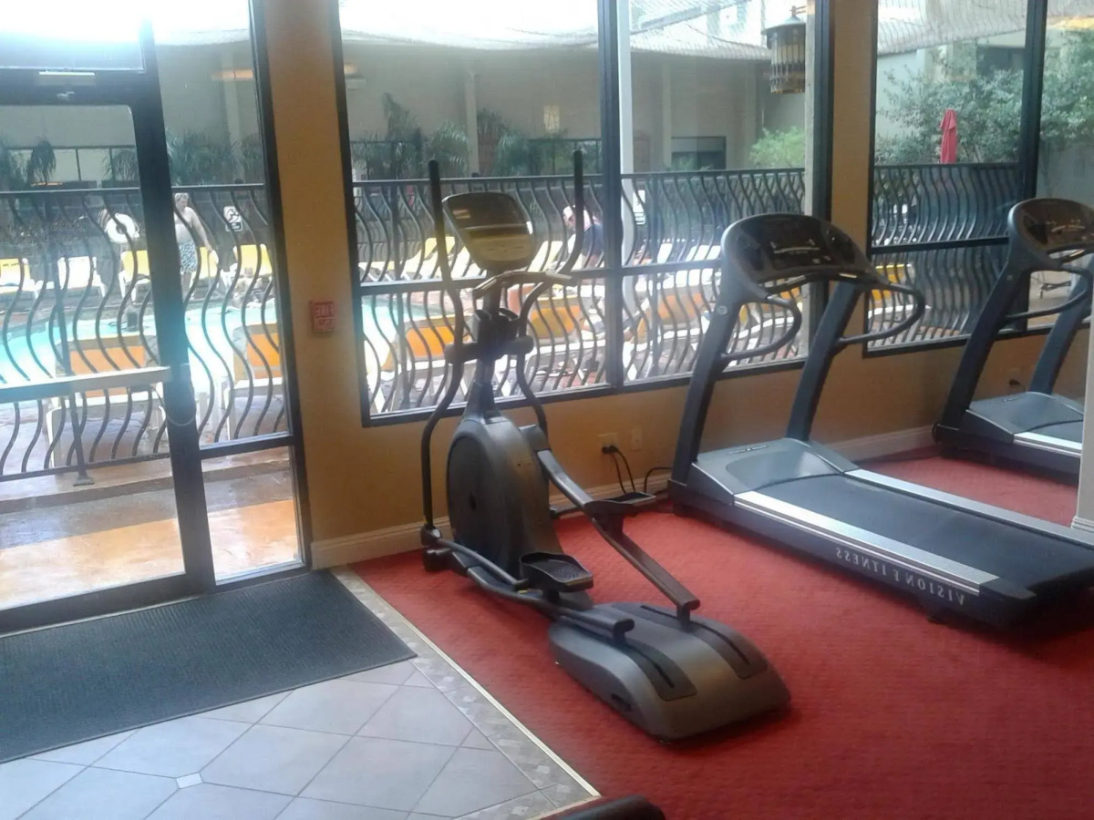 Jockey Resort Suites Center Strip