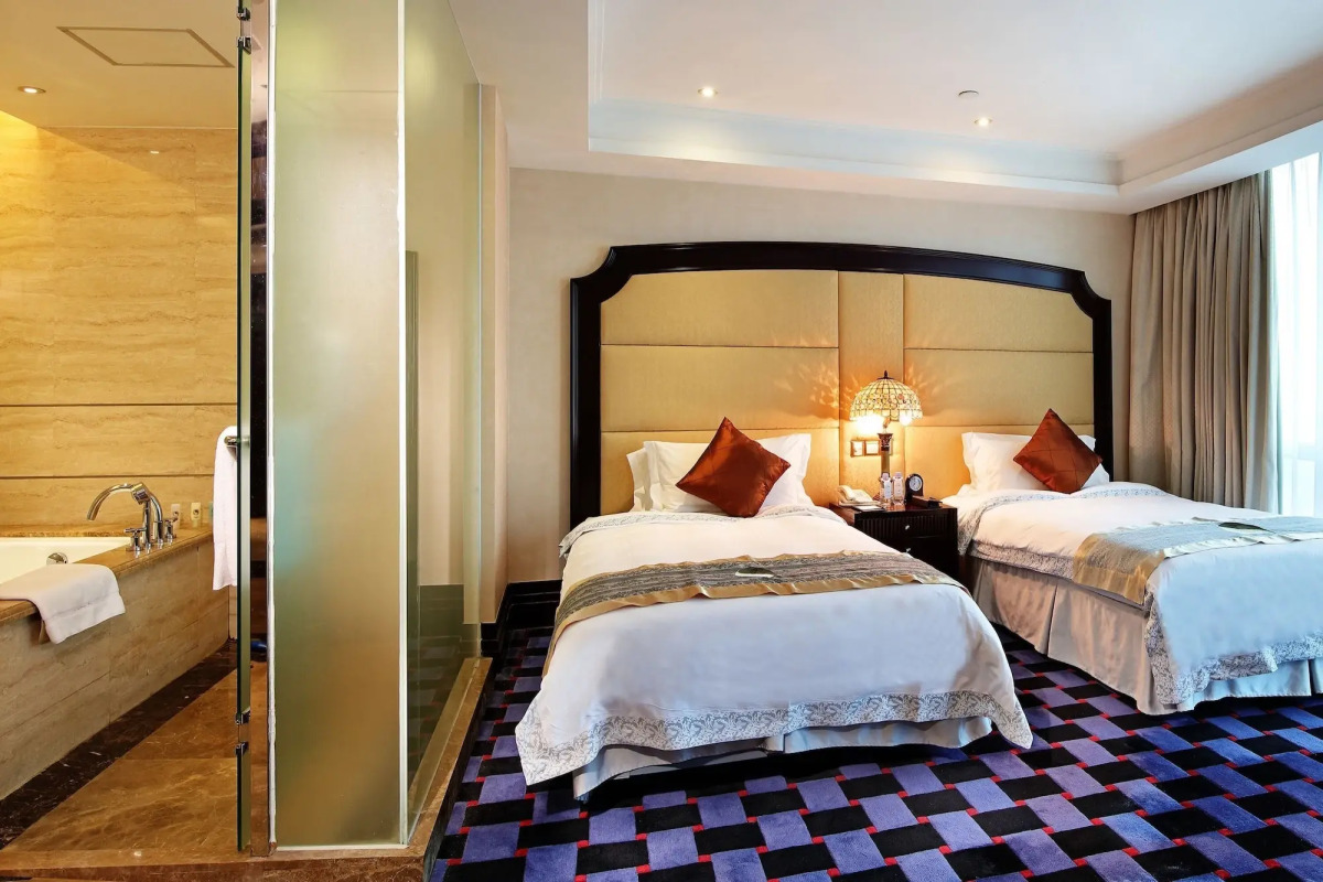 Royal Mediterranean Hotel