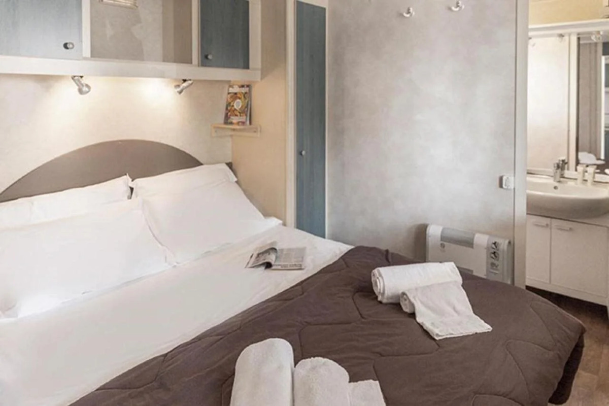 Hu Venezia Camping in Town