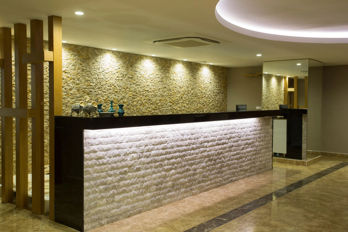 Water Side Resort & Spa