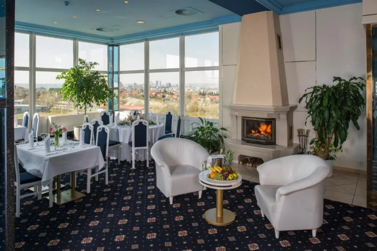 TOP HOTEL Praha & Conference Centre