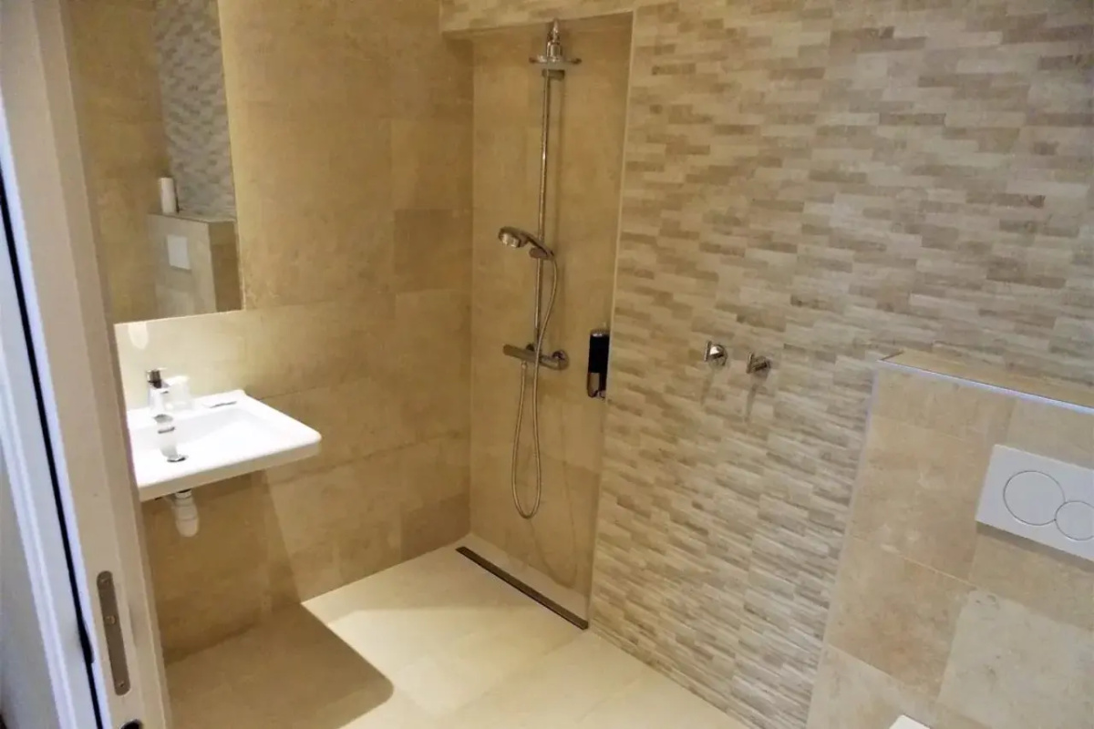 Hotel Excelsior Batignolles