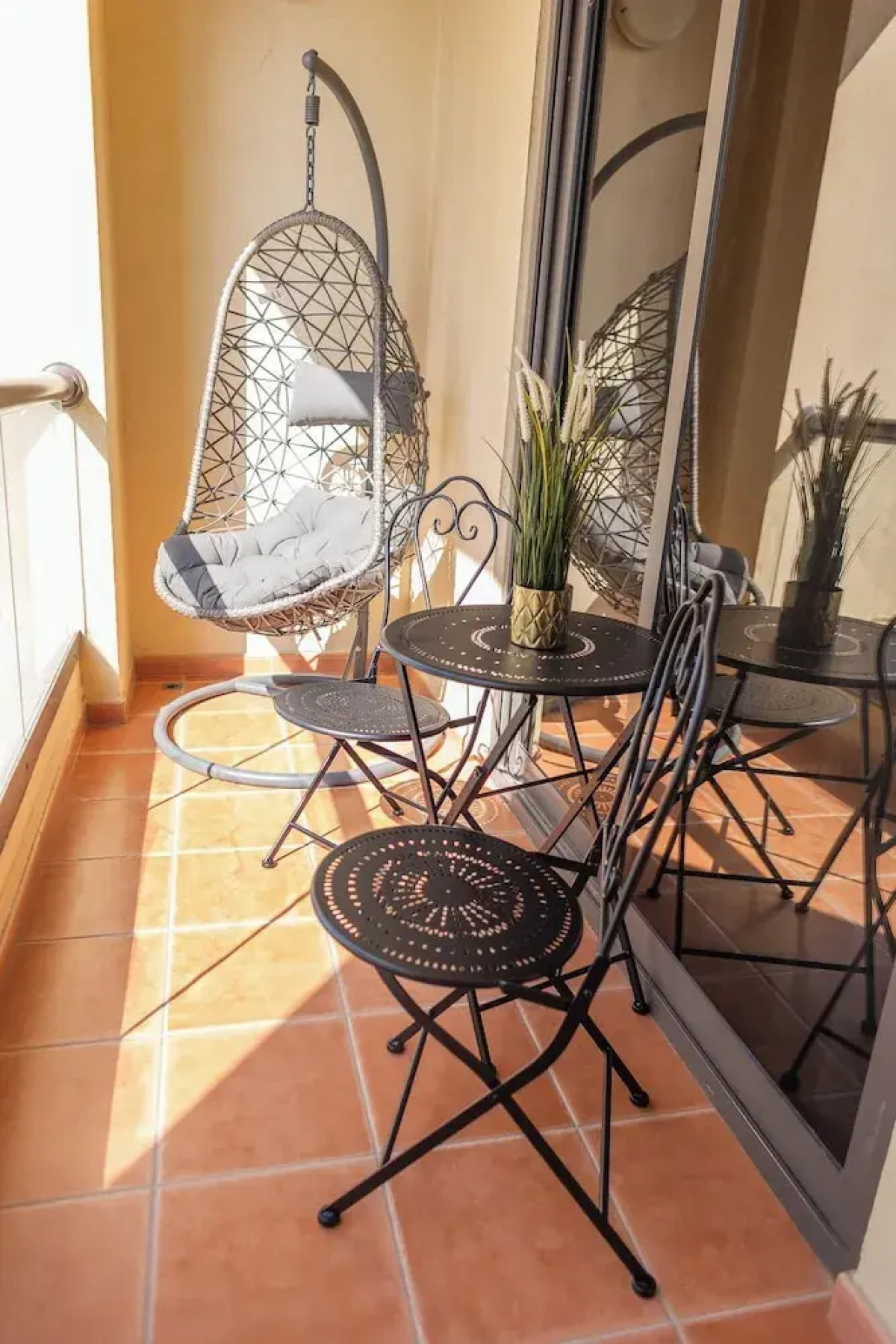 HAPPY SEASON I Amwaj apartment