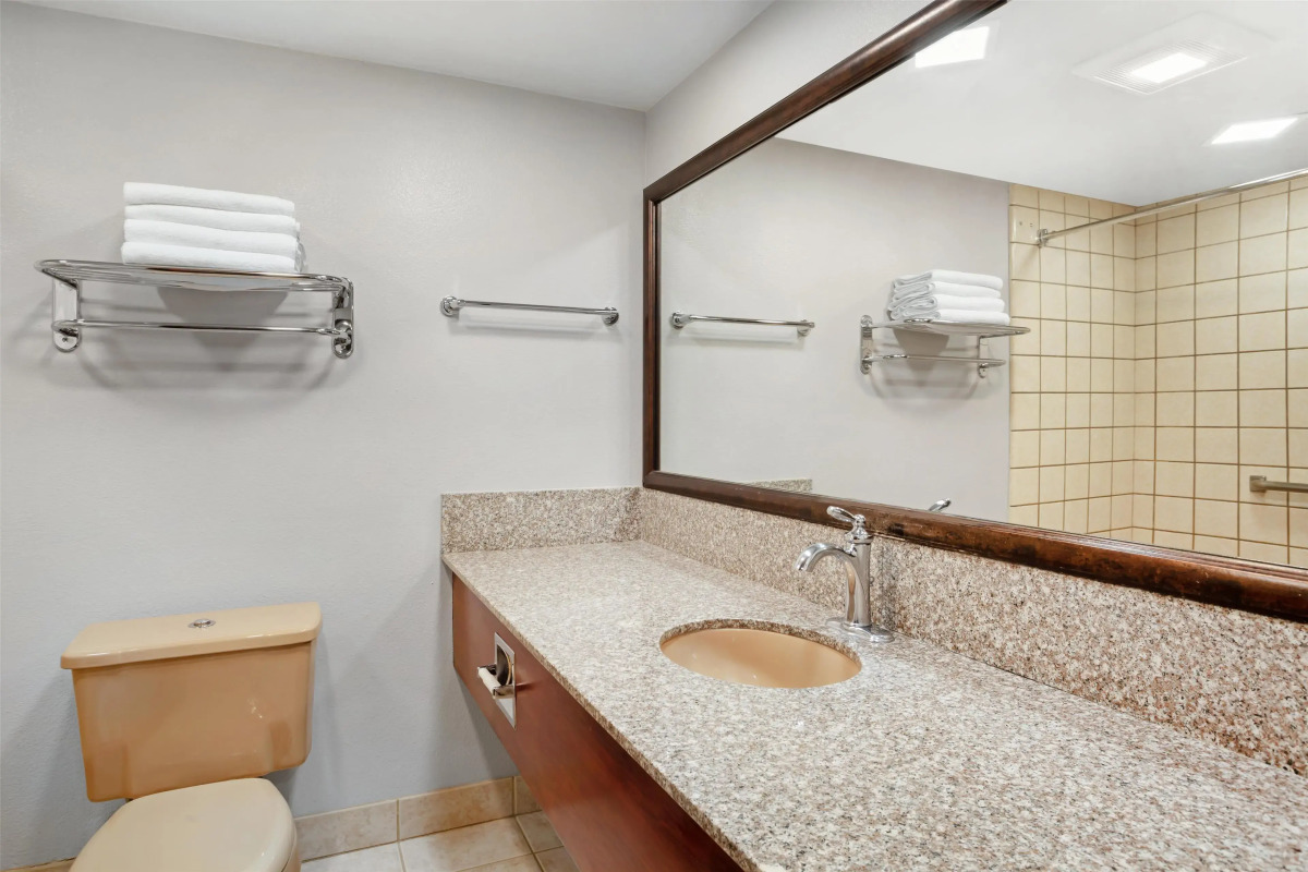 Best Western Plus Yosemite Gateway Inn