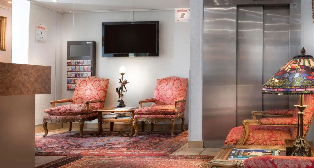 Agate Hotel