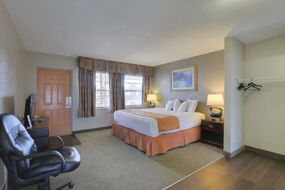 Budget Inn St Petersburg