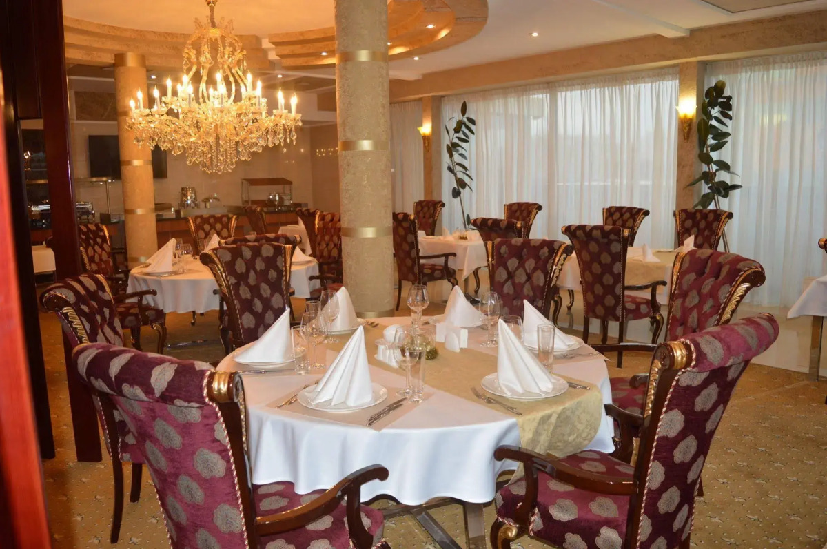 Отель Ark Palace