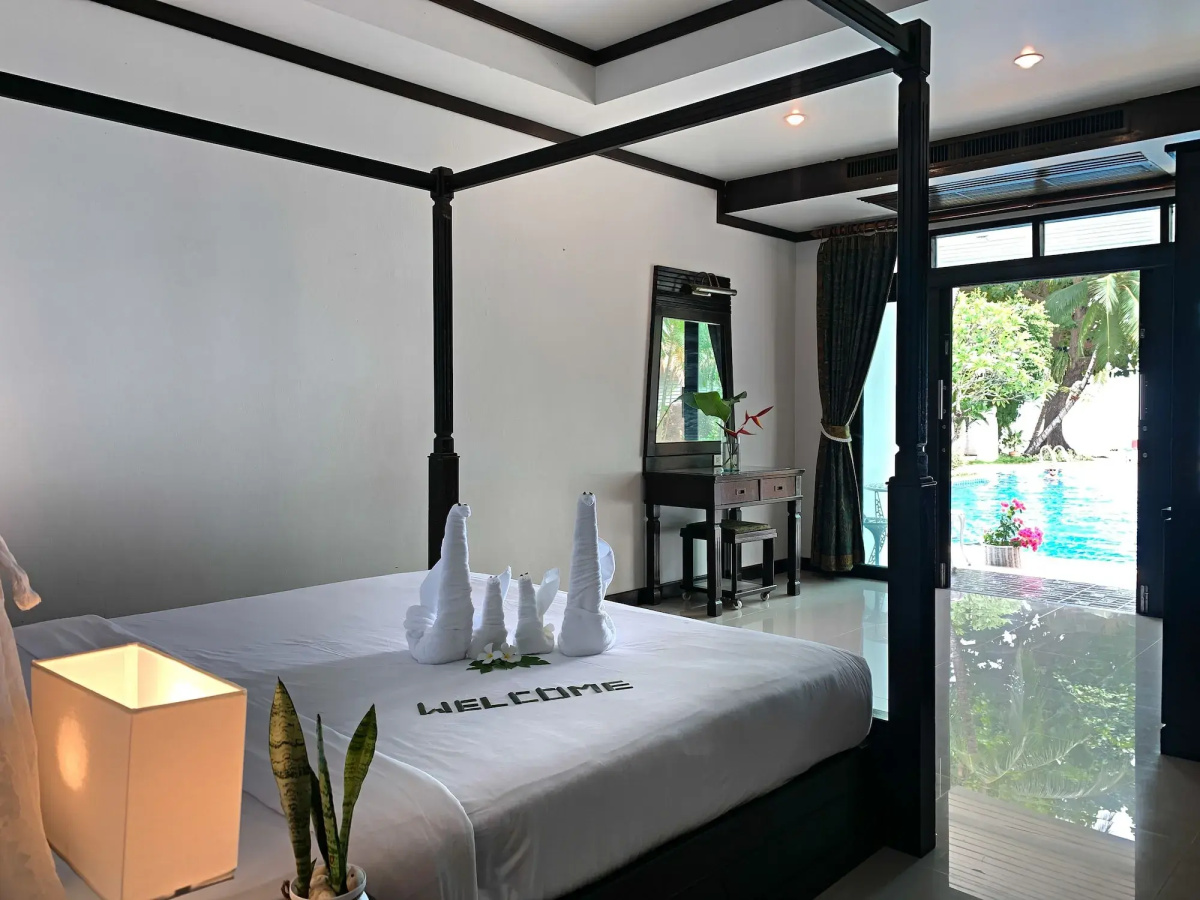 Sand Sea Beach Resort