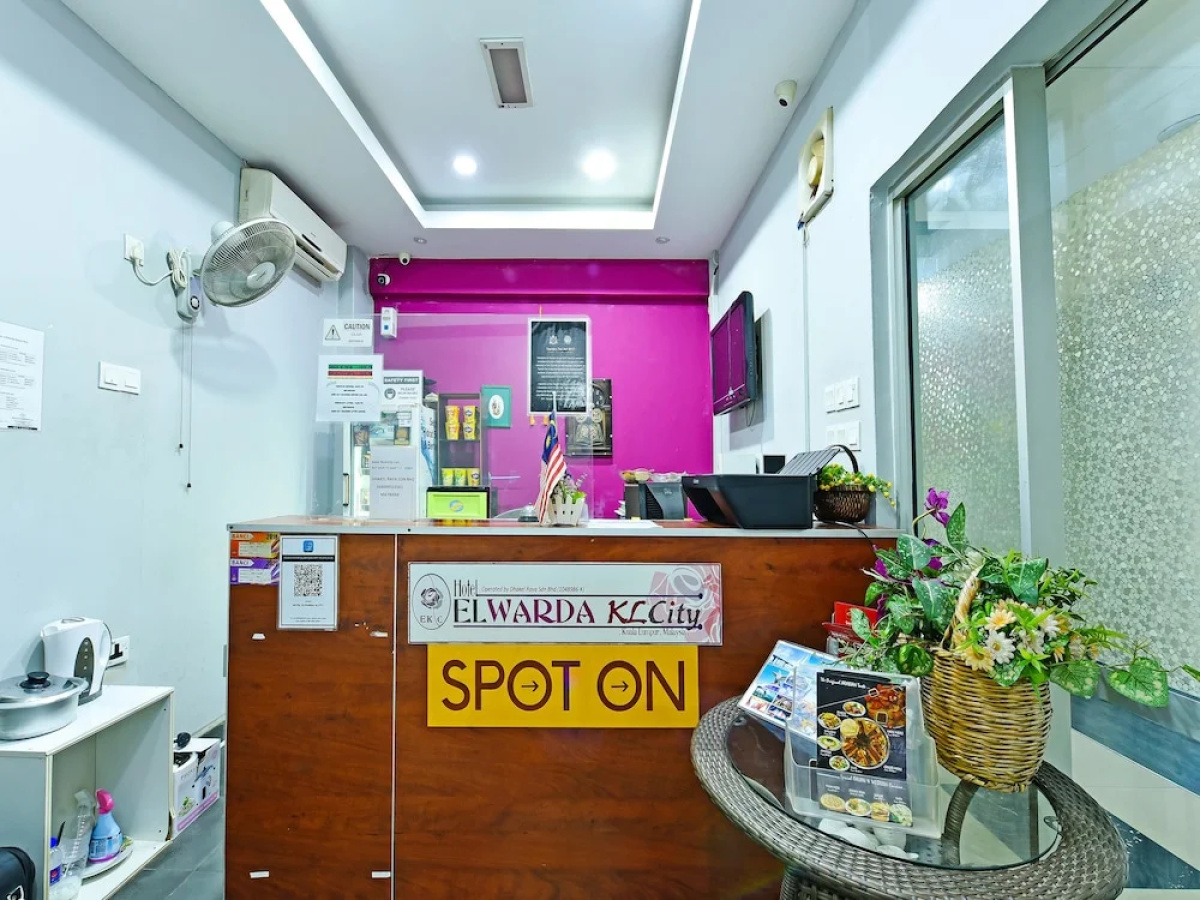 SPOT ON 90138 Hotel Elwarda Klcity