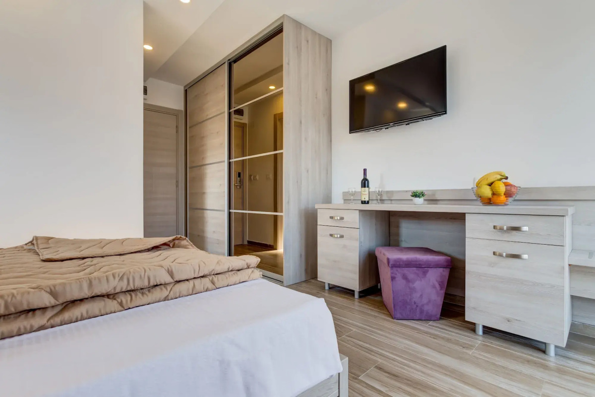 Almare apartments  Budva