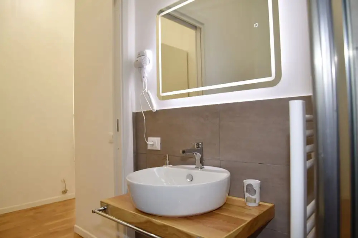 PMO Guest House