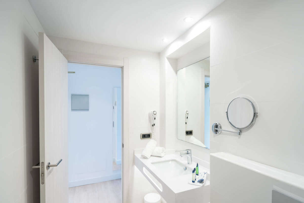 Отель THB Ocean Beach - Adults Only