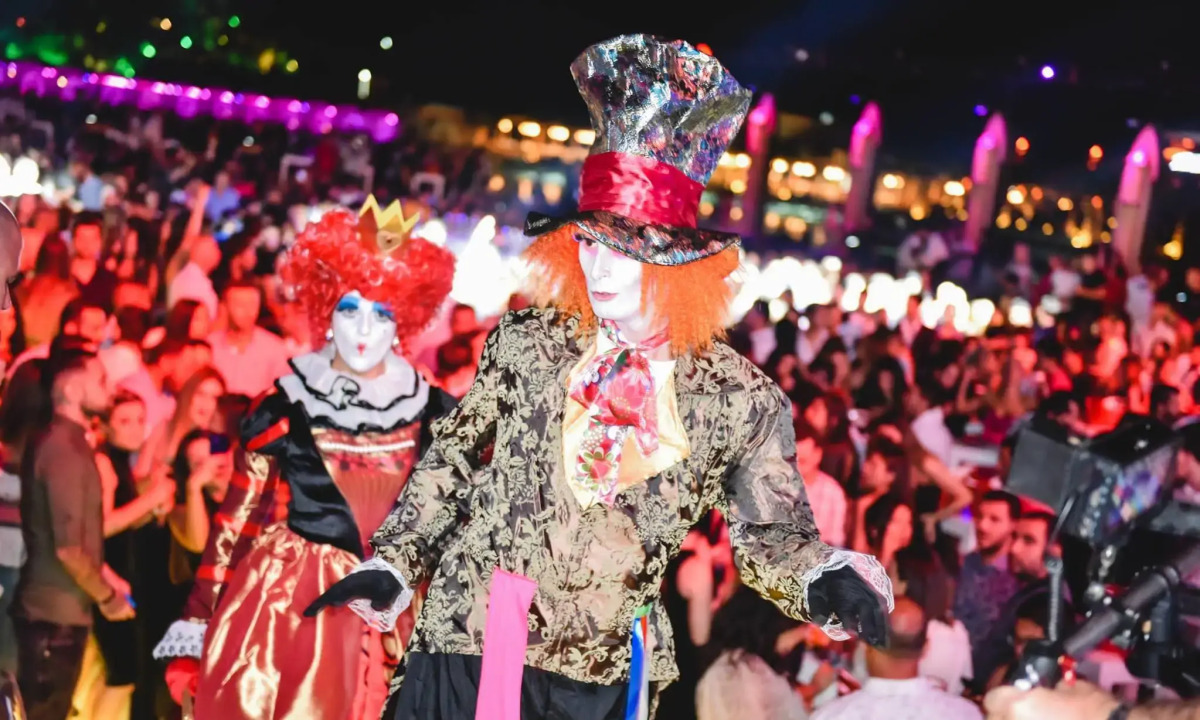 Cratos Premium Hotel & Casino