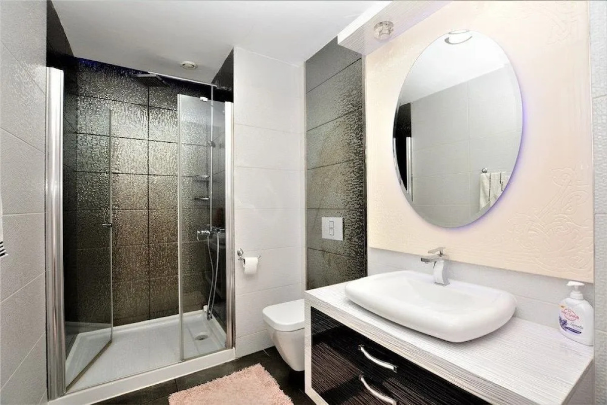 Azura Park Residence