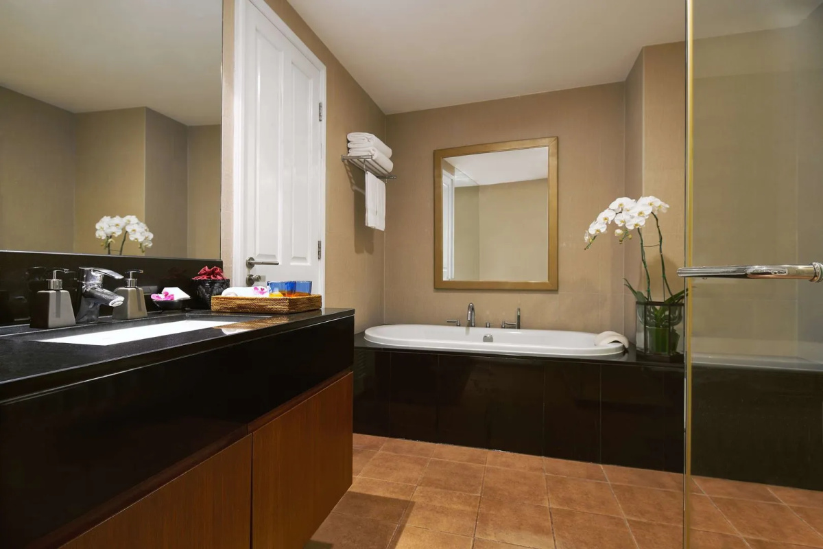 Dusit Suites Hotel Ratchadamri, Bangkok