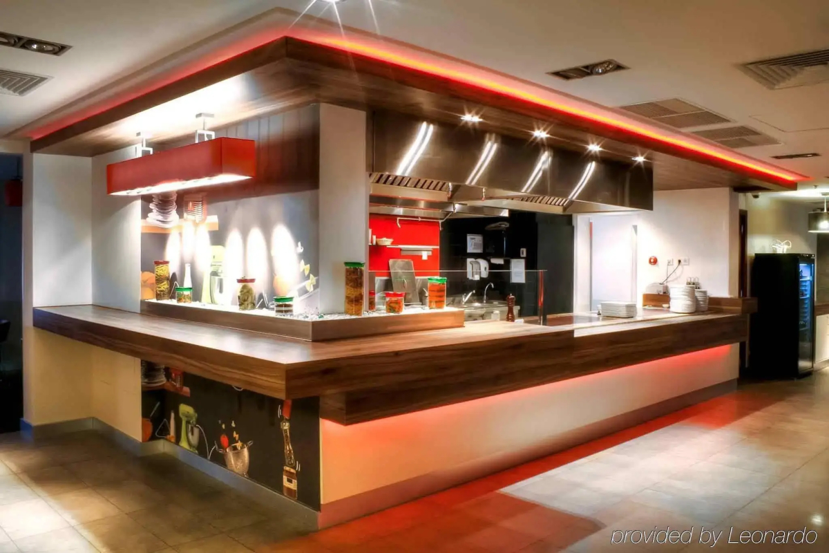 ibis Киев Центр