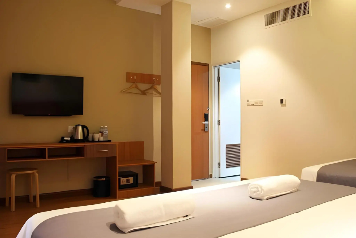 Ahyu Hotel