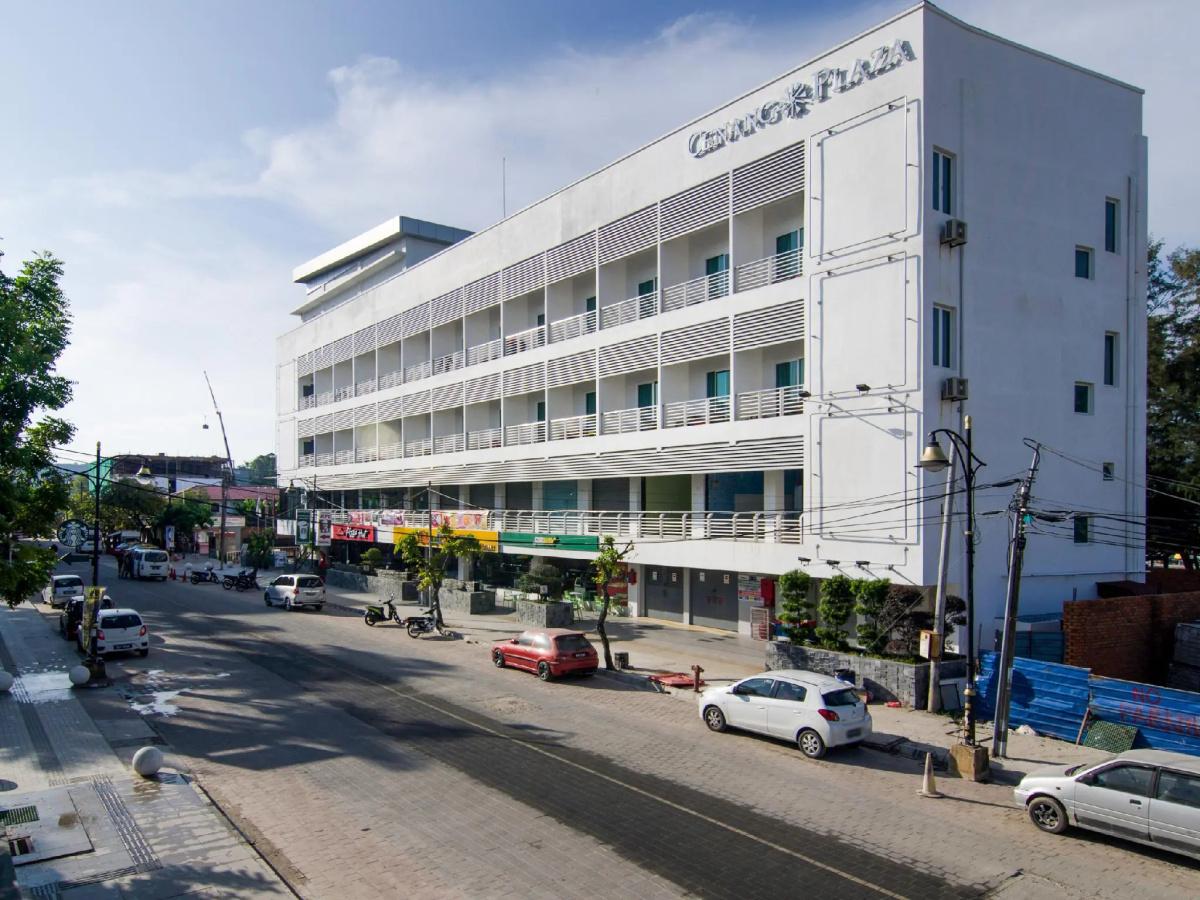 Cenang Plaza Beach Hotel