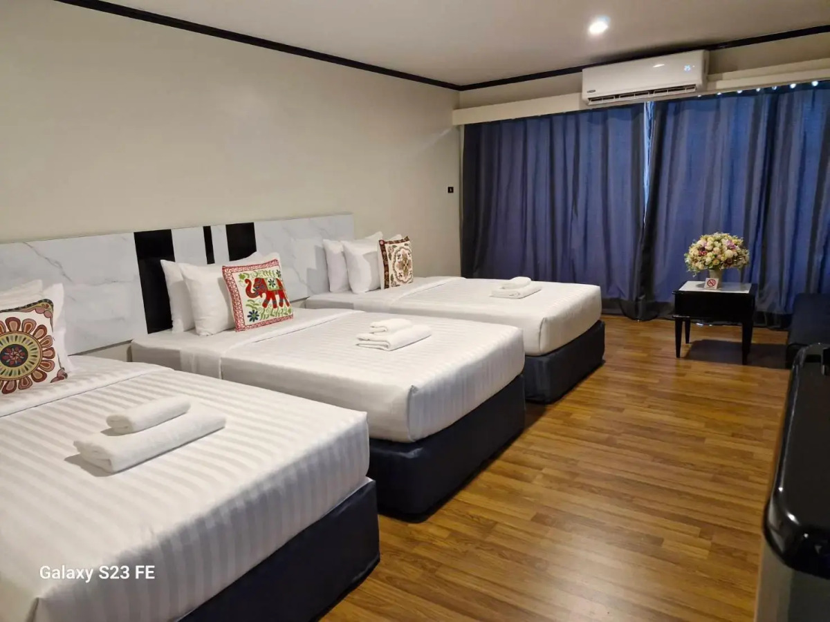 Town In Town Garden Resort