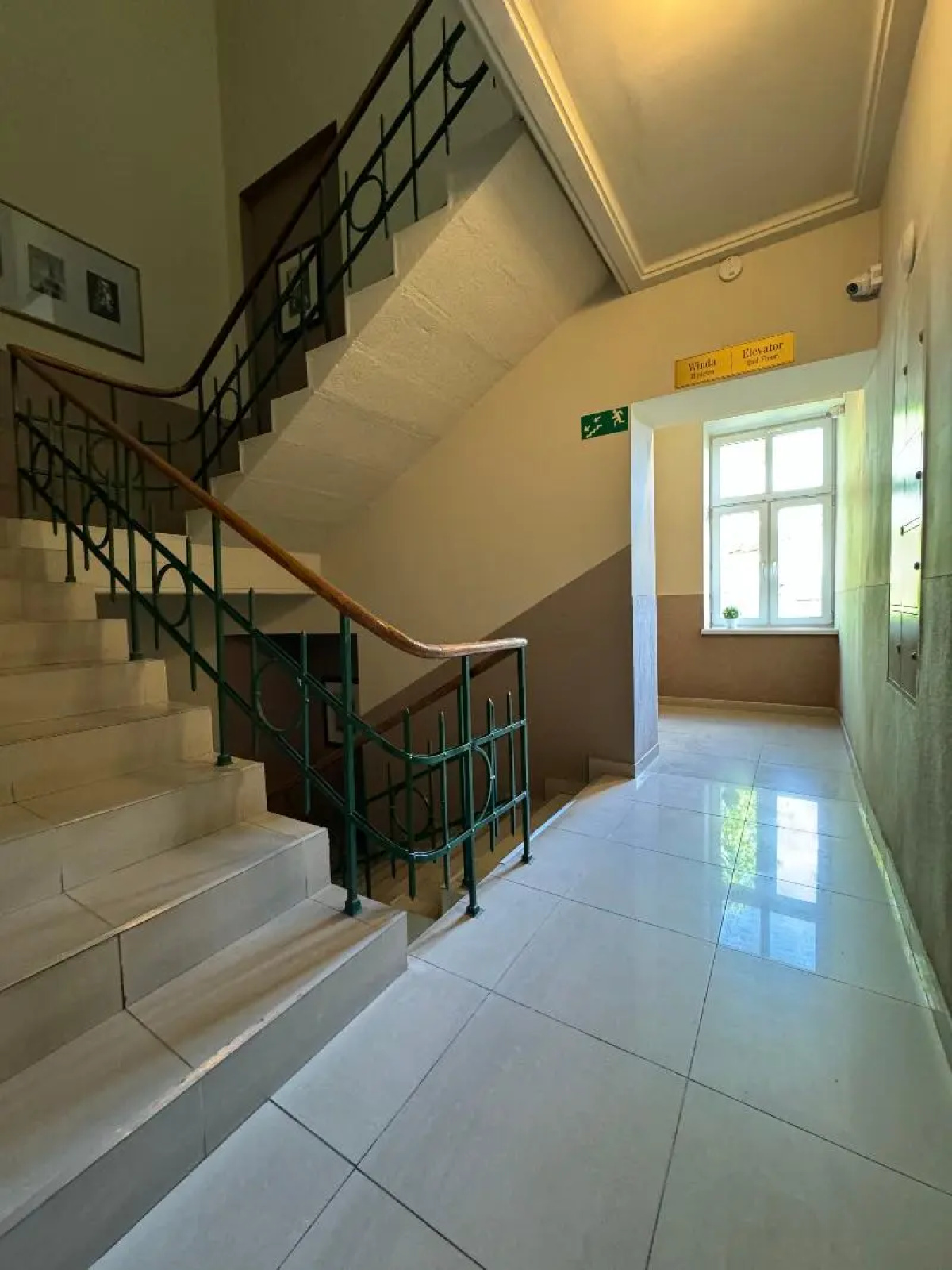 Iris Aparthotel