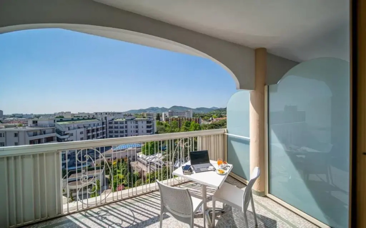 Hotel La Residence & Idrokinesis