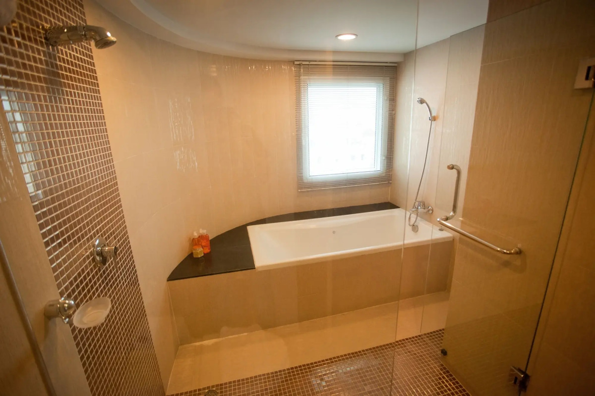 S.M. Grande Residence