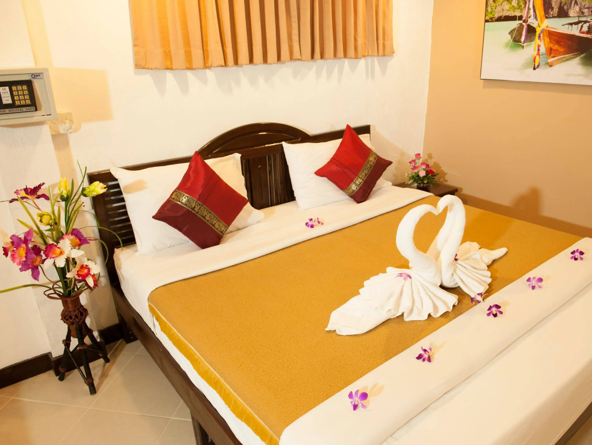 Rich Resort Beachside Hotel