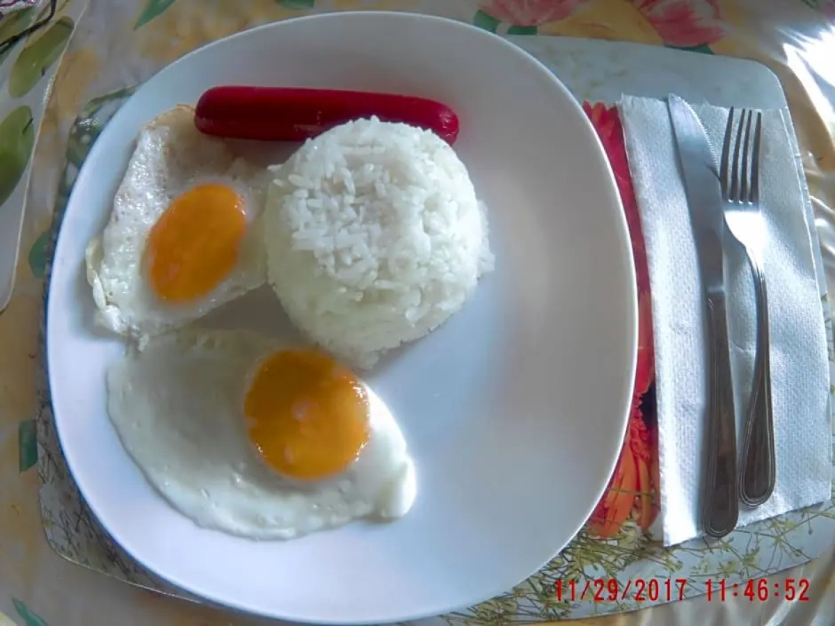 Moalboal Bamboo House / Rooms