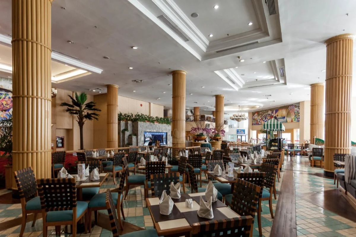 Jomtien Palm Beach Hotel And Resort