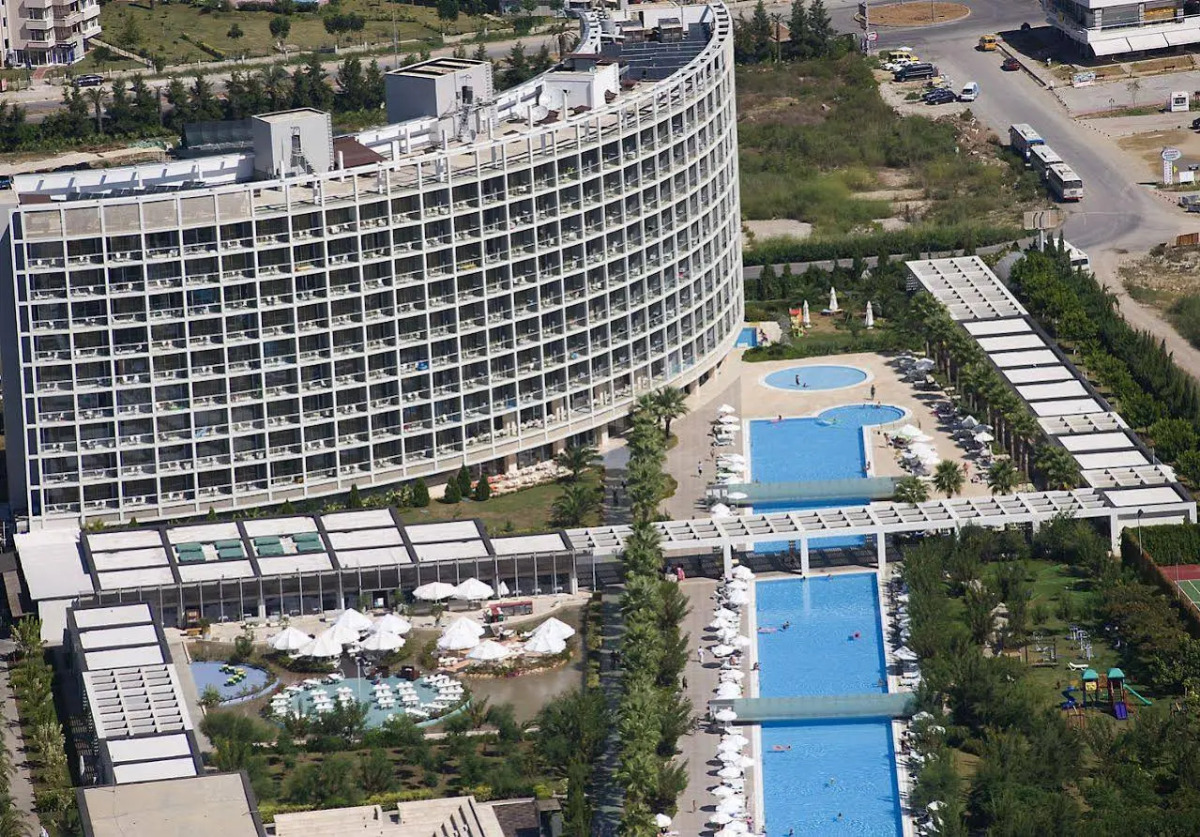 Crystal Centro Resort