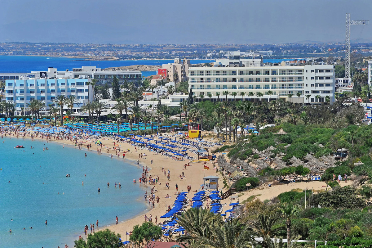 Отель Nelia Beach