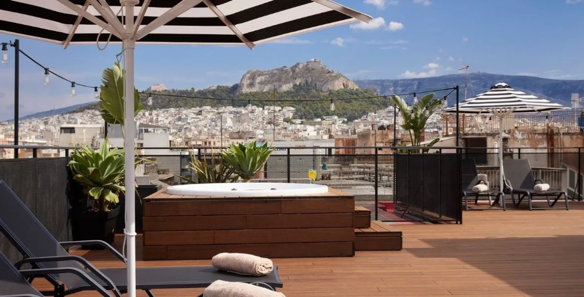 Dave Red Athens Hotel