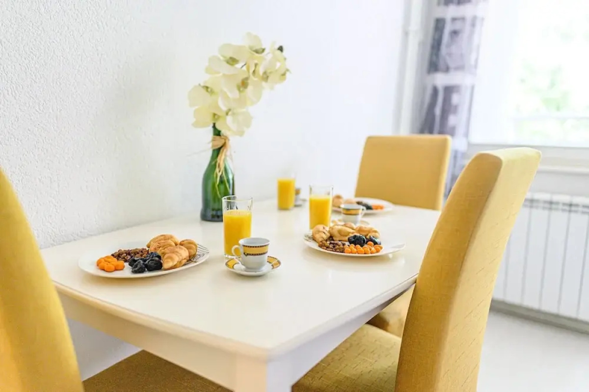 Beautiful Cozy Studio Close To City Center